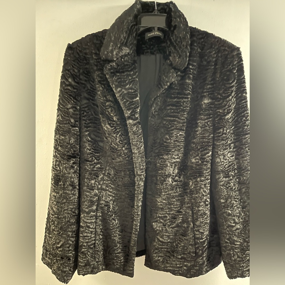 Women’s jacket, fully lined, like new condition